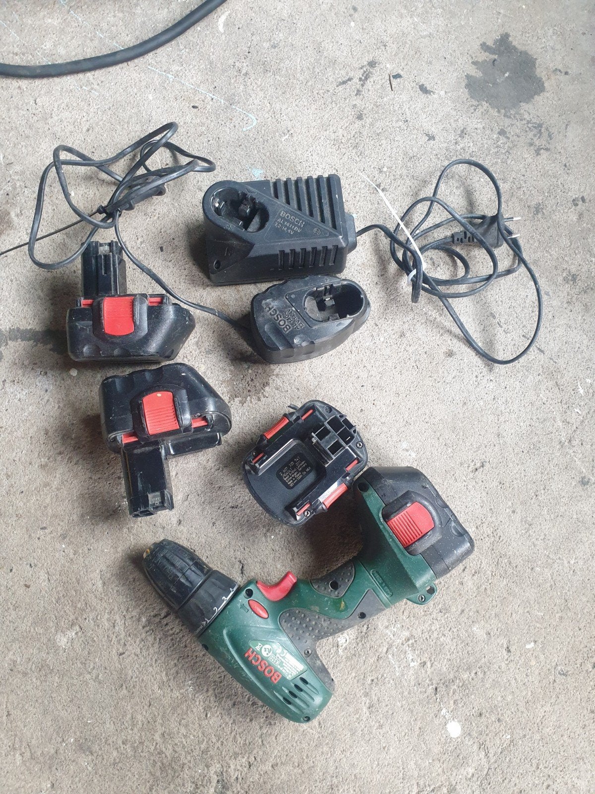 Bosch accuboormachine 12v, Doe-het-zelf en Verbouw, Gereedschap | Boormachines, Ophalen of Verzenden, Gebruikt, Minder dan 400 watt