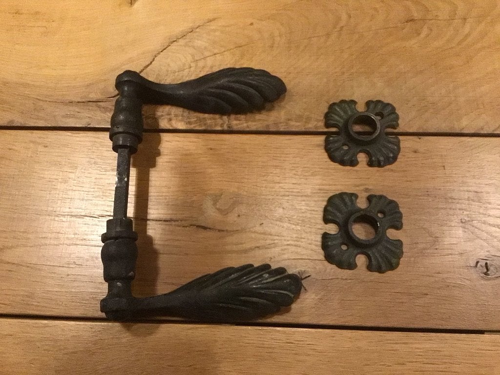 Antieke deurklinken gietijzer, Doe-het-zelf en Verbouw, Hang- en Sluitwerk, Ophalen of Verzenden, Gebruikt, IJzer, Klink of Kruk