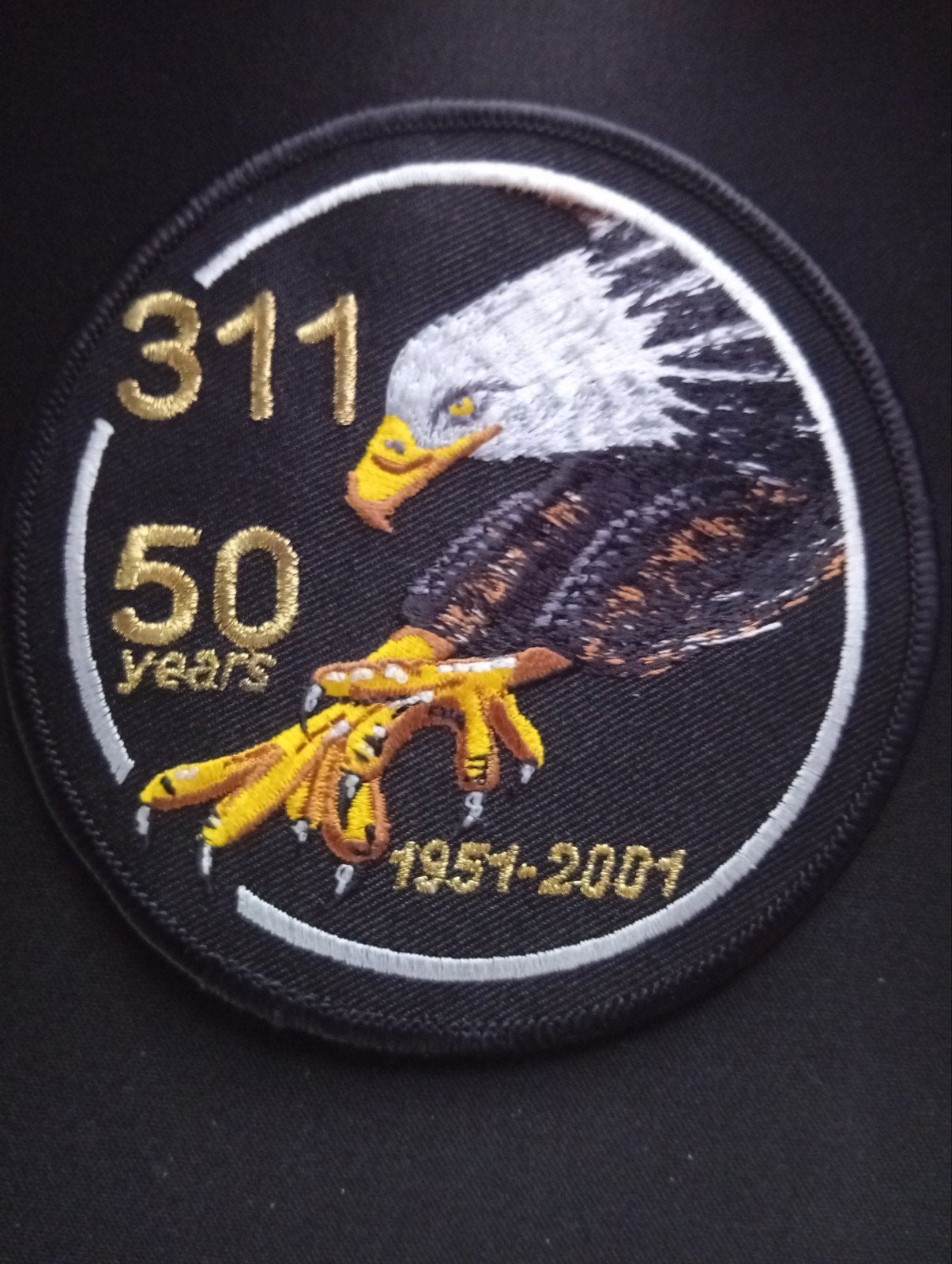 patch 50 jaar 311 squadron, Ophalen of Verzenden, Zo goed als nieuw, Patch, Badge of Embleem
