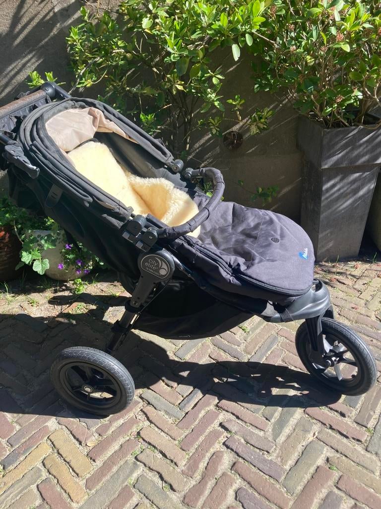 Unieke Deense Hardloop stroller buggy, Kinderen en Baby's, Kinderwagens en Combinaties, Zo goed als nieuw, Overige merken, Verstelbare duwstang