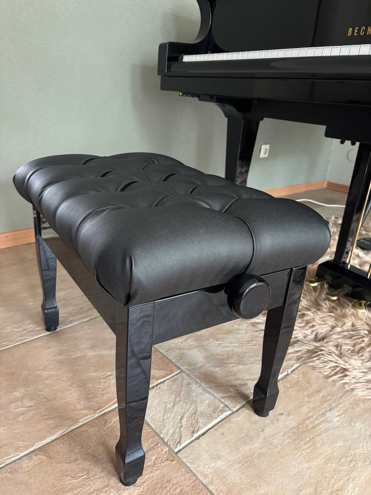 Comfortabele verstelbare pianobank met nieuwe bekleding, Ophalen, Zwart, Overige typen, Zo goed als nieuw