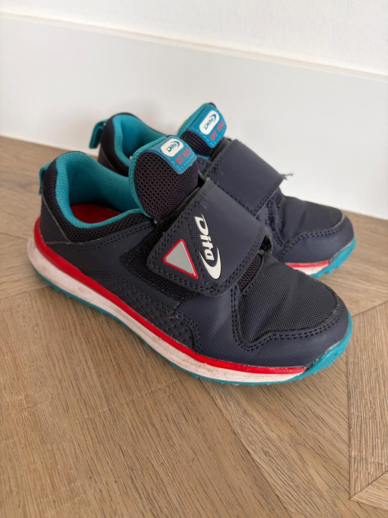 Dita One step hockey schoenen maat 31, Overige typen, Zo goed als nieuw, Overige sporten, Ophalen