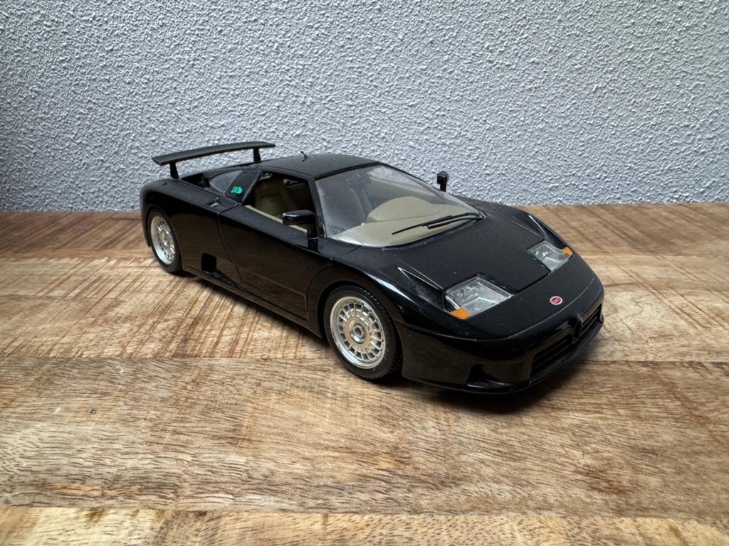 Bburago Bugatti EB110 1:18, Hobby en Vrije tijd, Modelauto's | 1:18, Ophalen of Verzenden, Gebruikt, Auto, Bburago