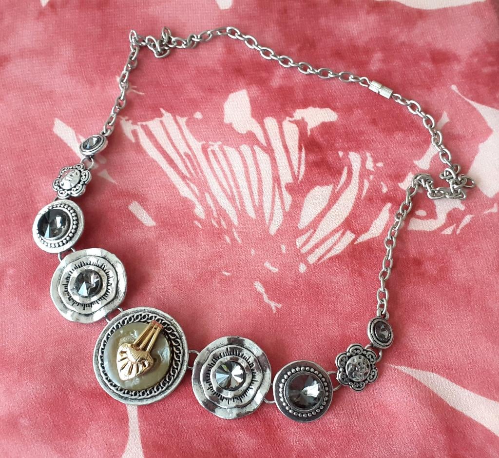 Halsketting vintage zilver met kristalletjes en parelmoer, Nieuw, Ophalen of Verzenden, Steen of Mineraal, Zilver