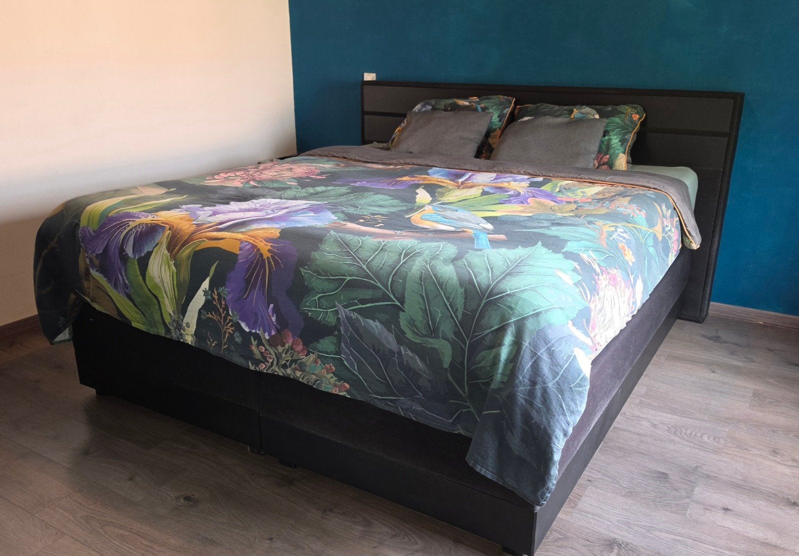 Boxspring met hoofdbord (Beter Bed) + Emma matras en topper, Ophalen, Zwart, Tweepersoons, 180 cm