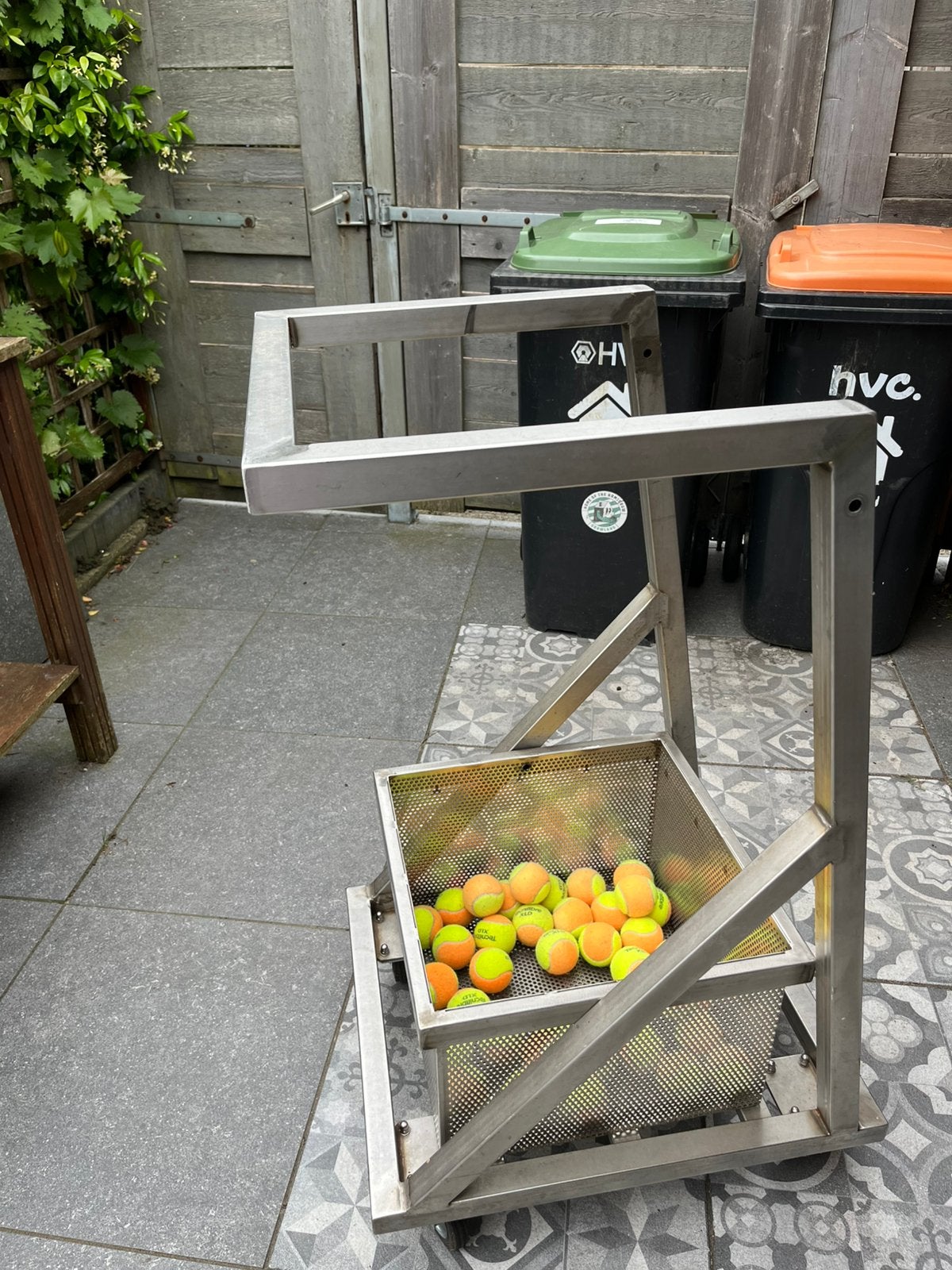 Roestvrijstalen Ballenbak., Ophalen, Zo goed als nieuw