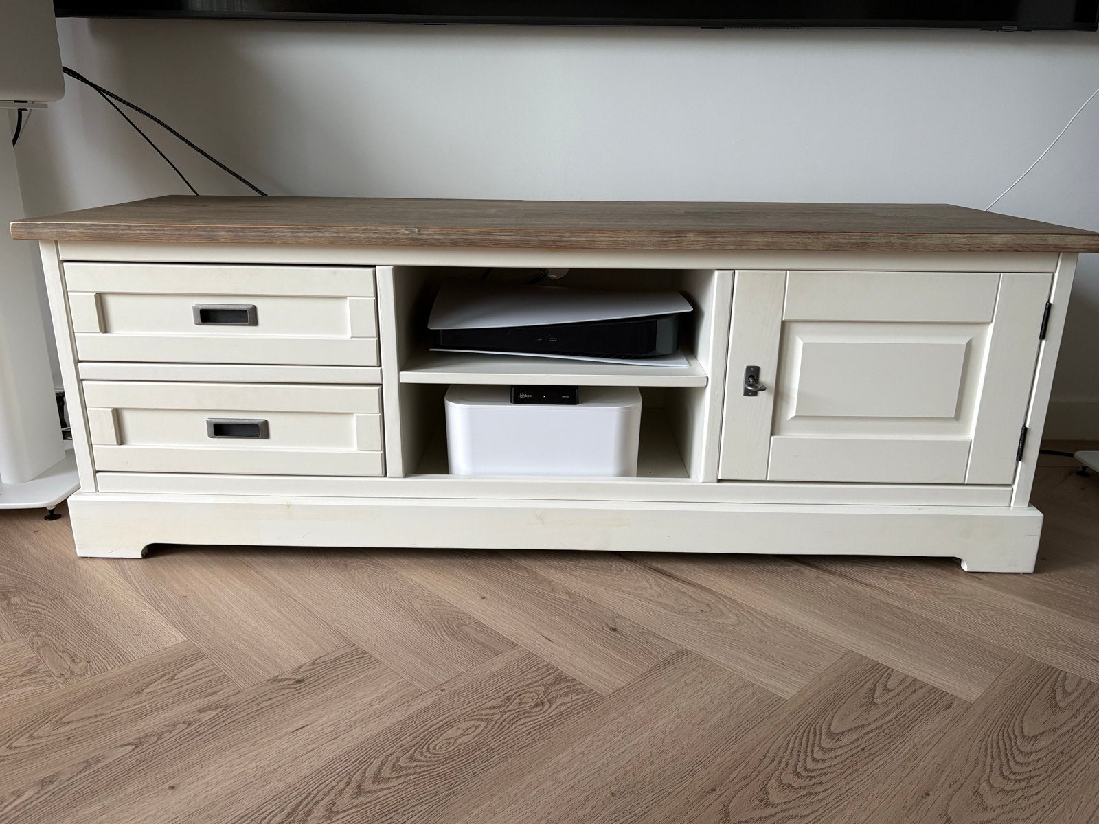 Zo goed als nieuw TV meubel 145x50x50 cm, Ophalen, 100 tot 150 cm, Zo goed als nieuw, Minder dan 100 cm