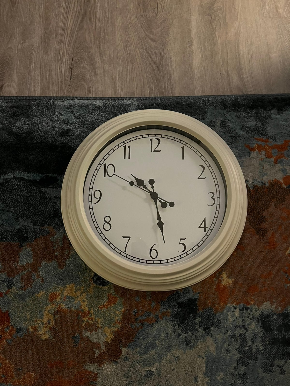 IKEA BRAVUR wandklok /- Crème (50 cm), Ophalen, Gebruikt, Wandklok
