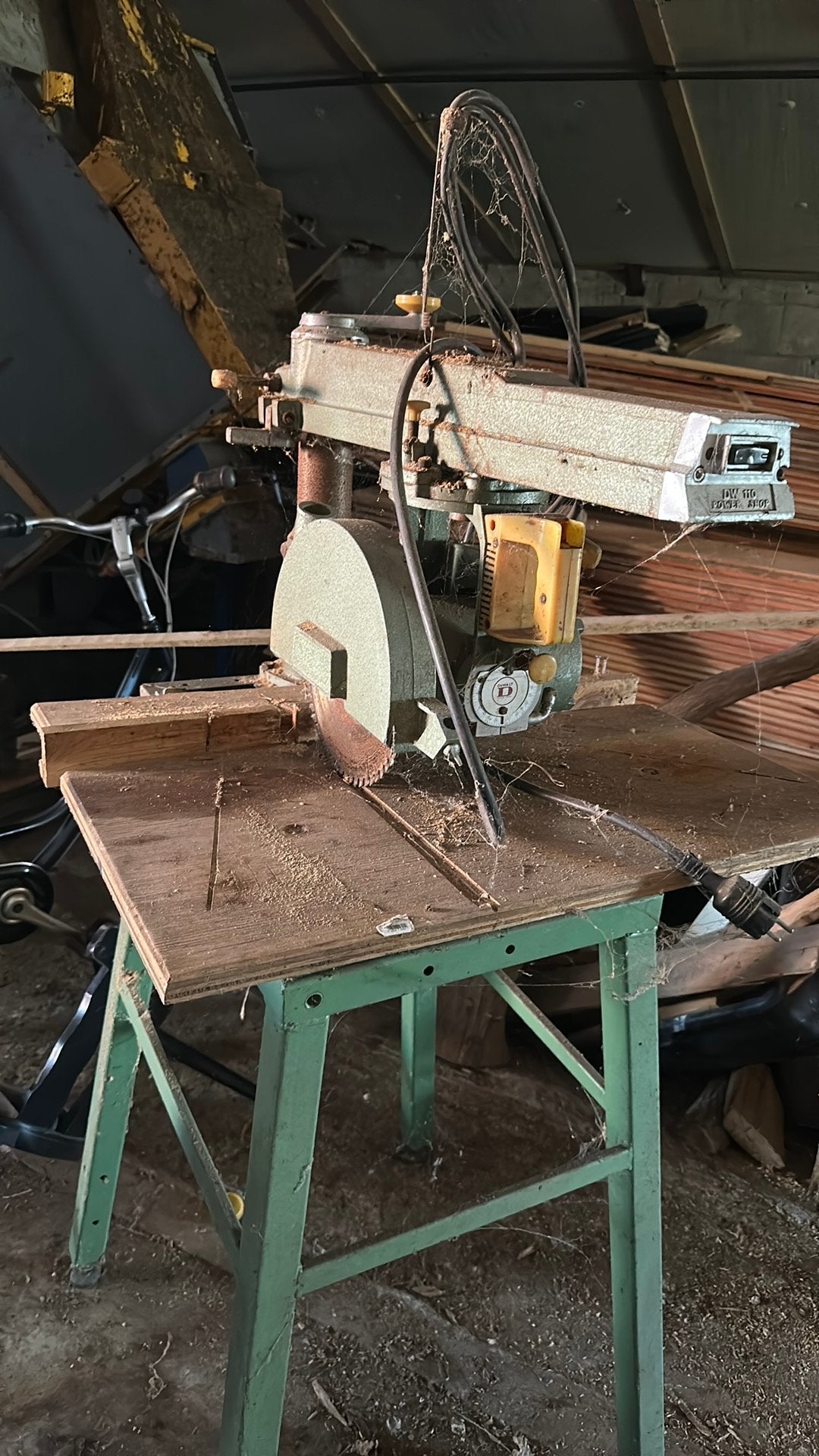 Zaag DeWalt Teab, Ophalen, Gebruikt, 70 mm of meer, Afkortzaag