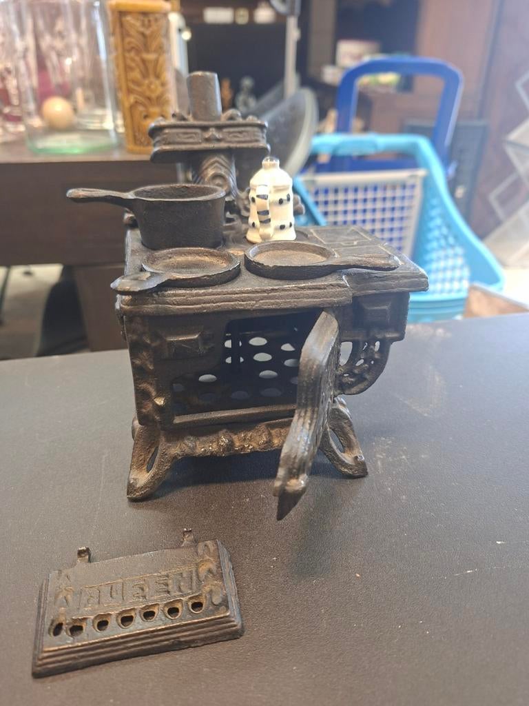 Miniatuur Gietijzeren Kookstel met Accessoires, Ophalen of Verzenden