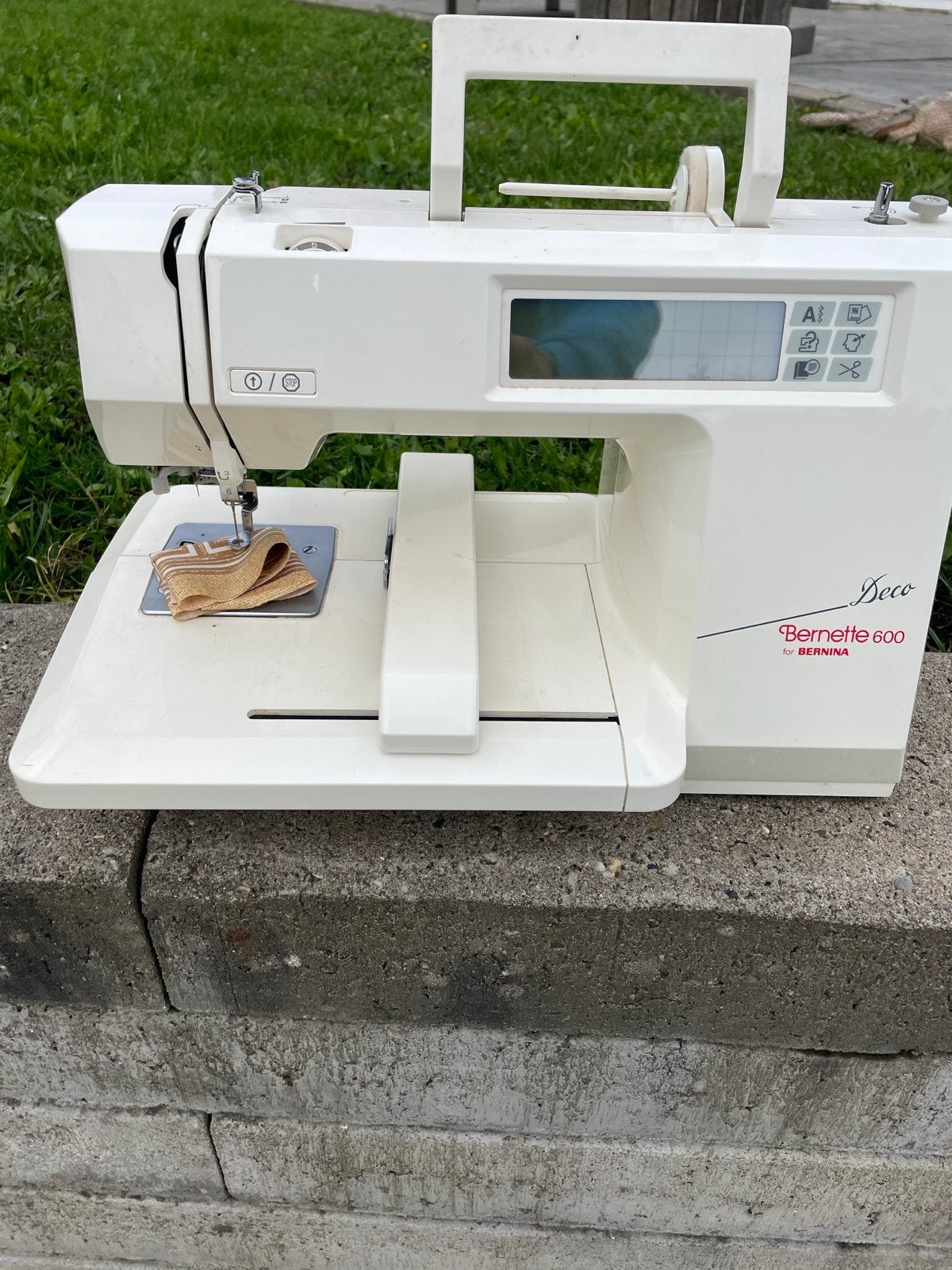 Bernette 600 Deco Naaimachine - Goed Werkend, Ophalen, Gebruikt, Naaimachine, Bernina