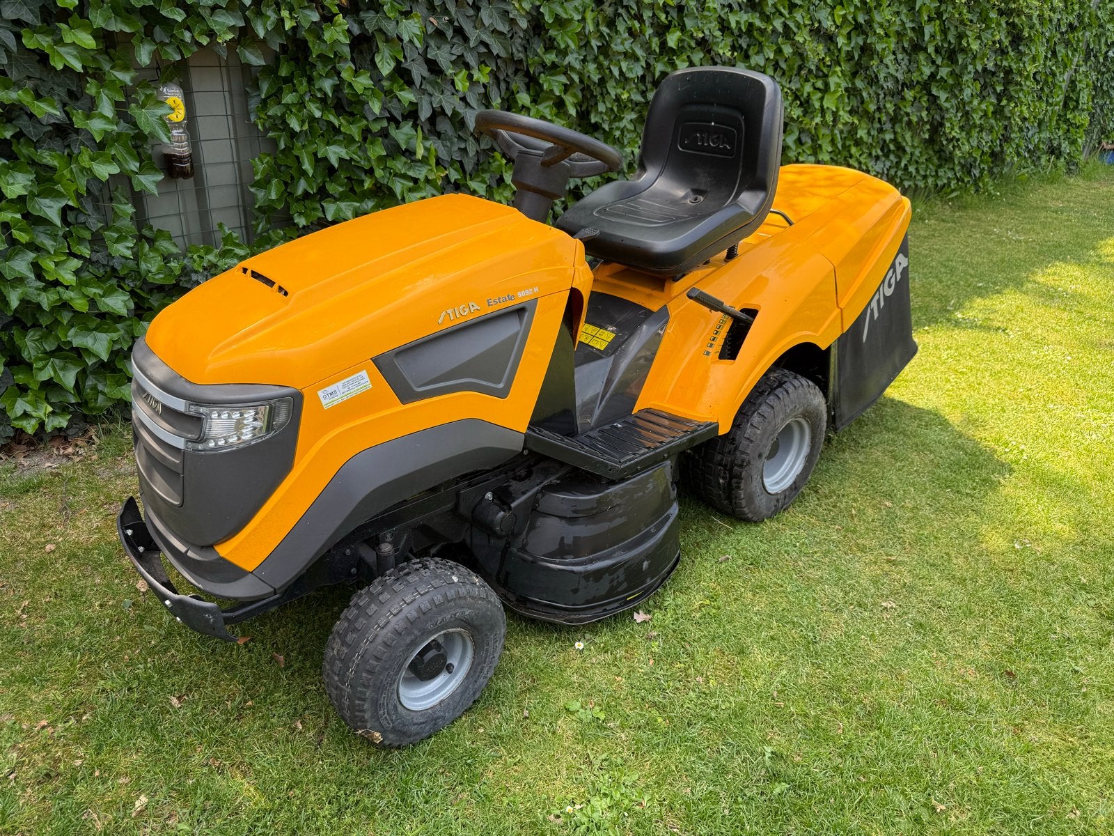 Stiga Estate 5092H Zitmaaier - Briggs & Stratton 500cc, Ophalen, Cirkelmaaier, Gebruikt, Opvangbak