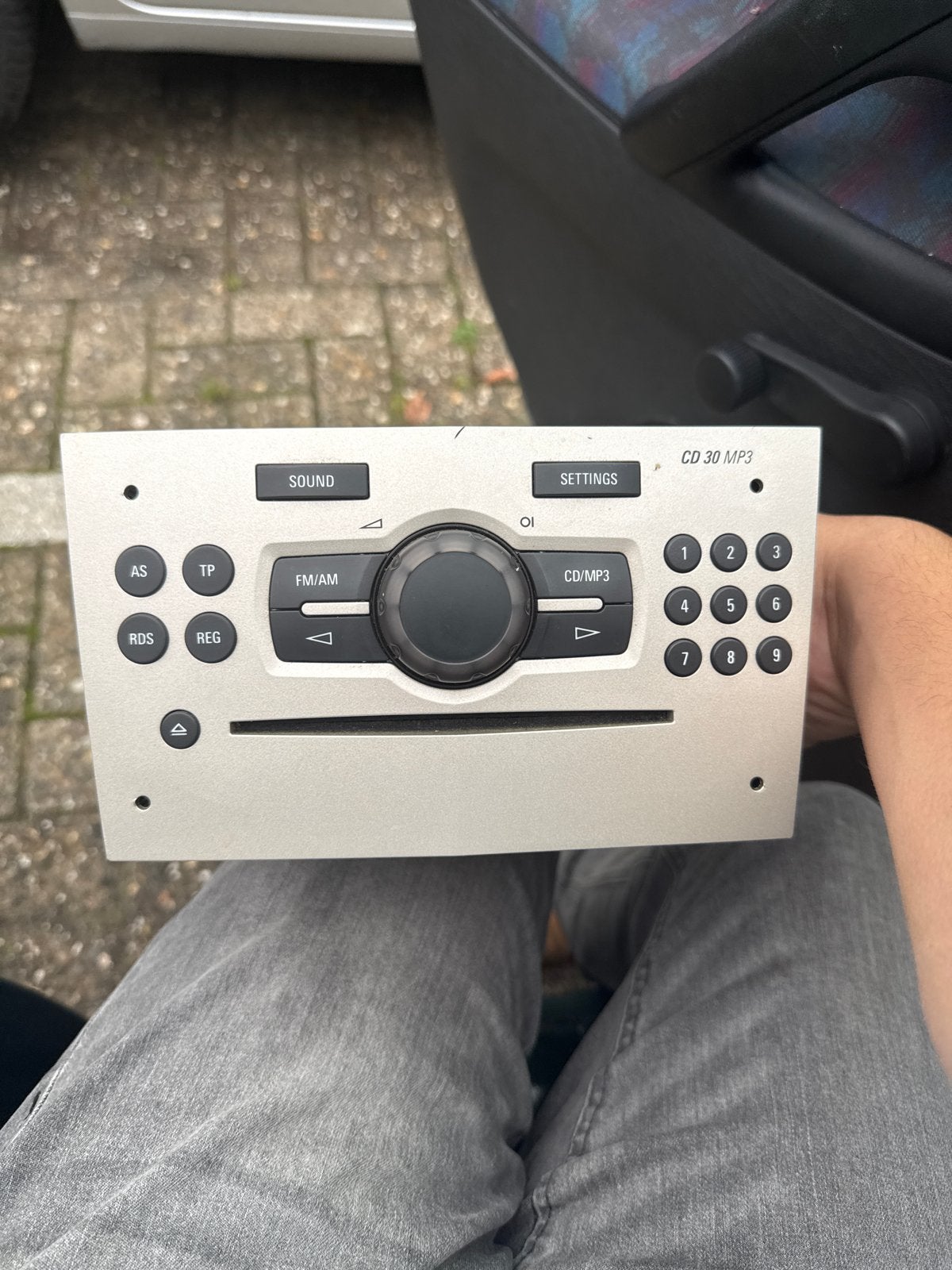 Opel CD 30 MP3 autoradio - Delphi Grundig, Auto diversen, Ophalen, Zo goed als nieuw
