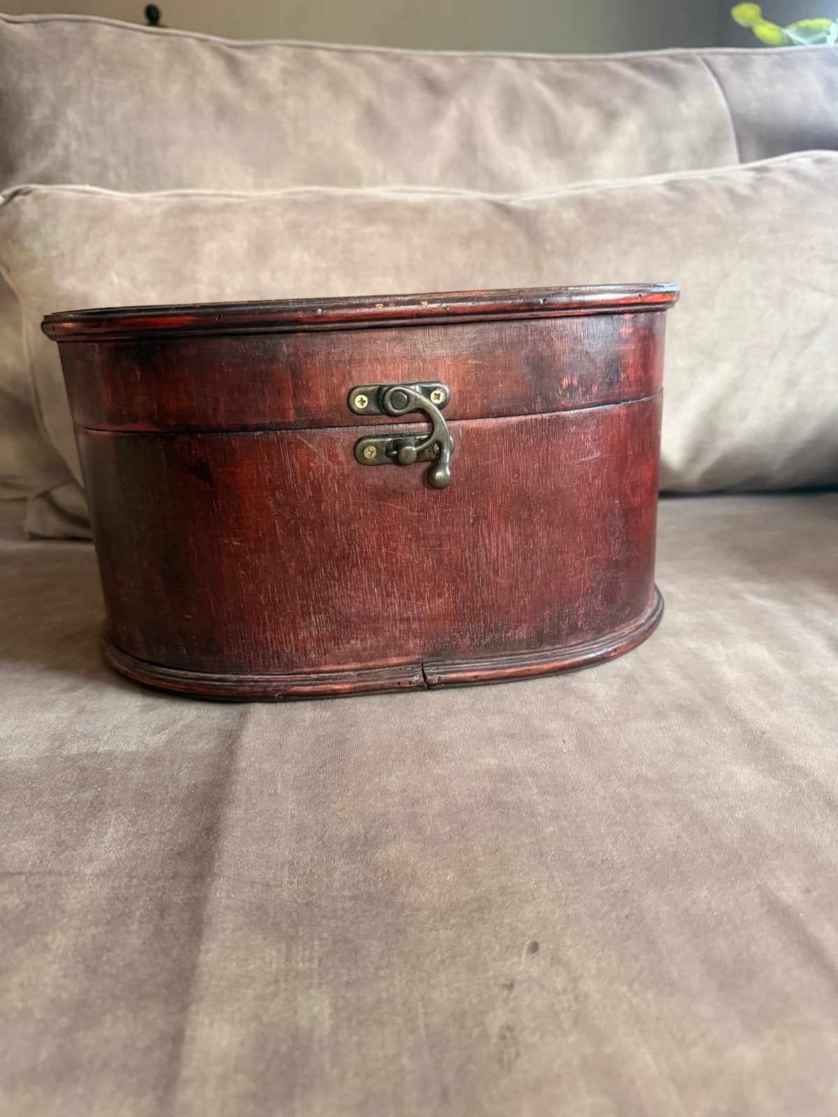Antieke houten hoedenkist hoedendoos hoedenkoffer, Ophalen