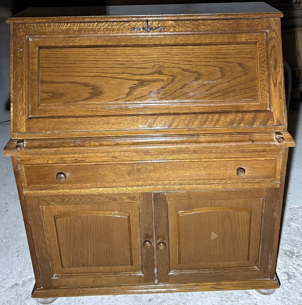 Eikenhouten secretaire, Ophalen