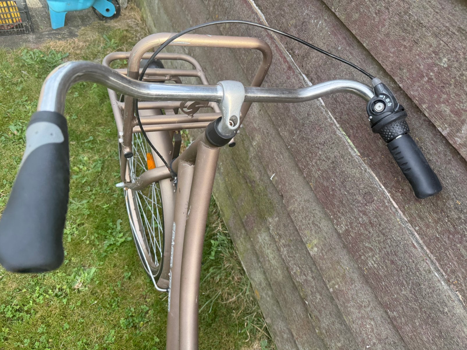 Meisjes fiets, Ophalen