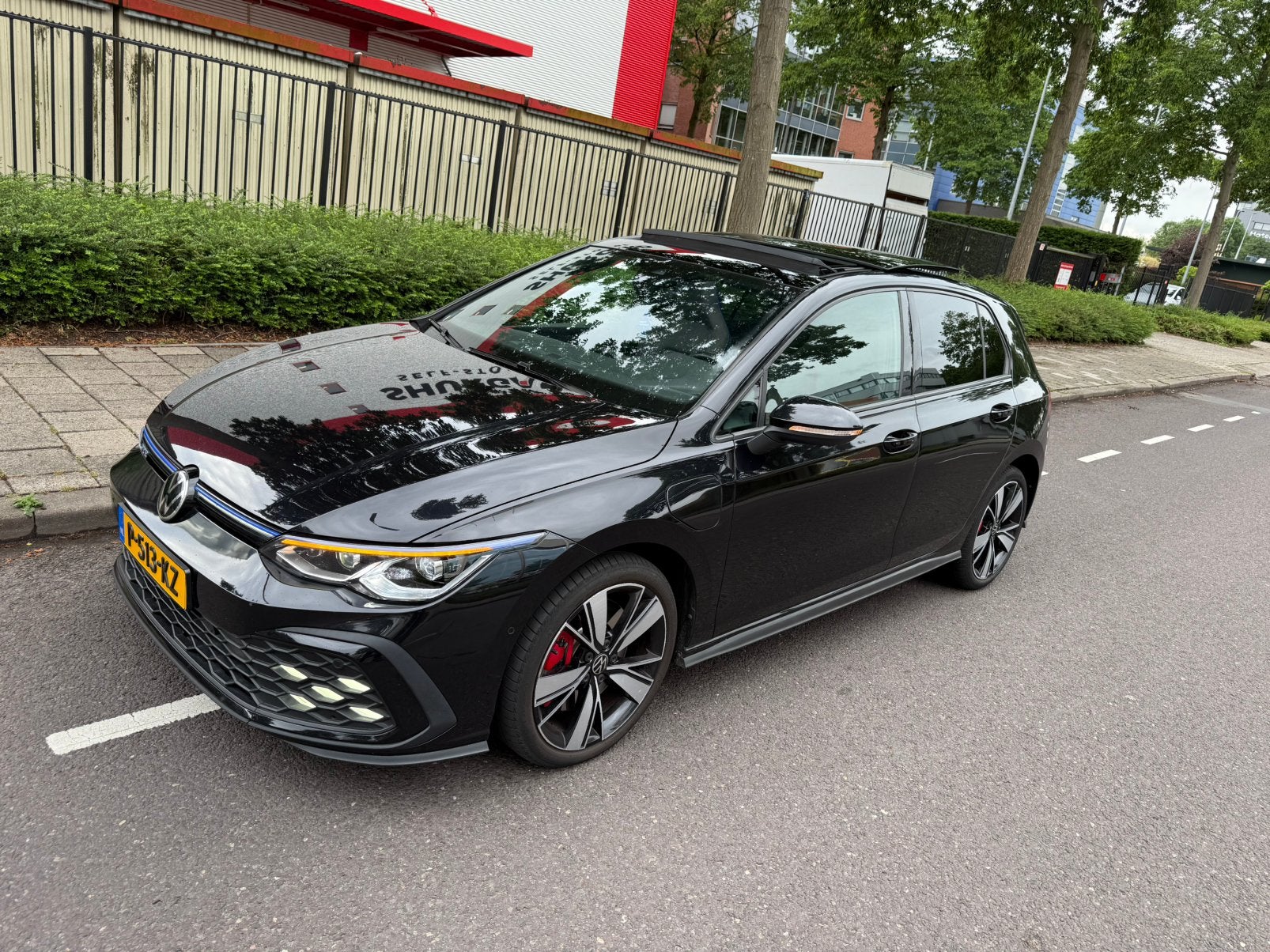 Volkswagen Golf 1.4 plug in hybride 245 PK DSG 2020 Zwart, Auto's, Zwart, Plug-in hybride, 1395 cc, 1524 kg