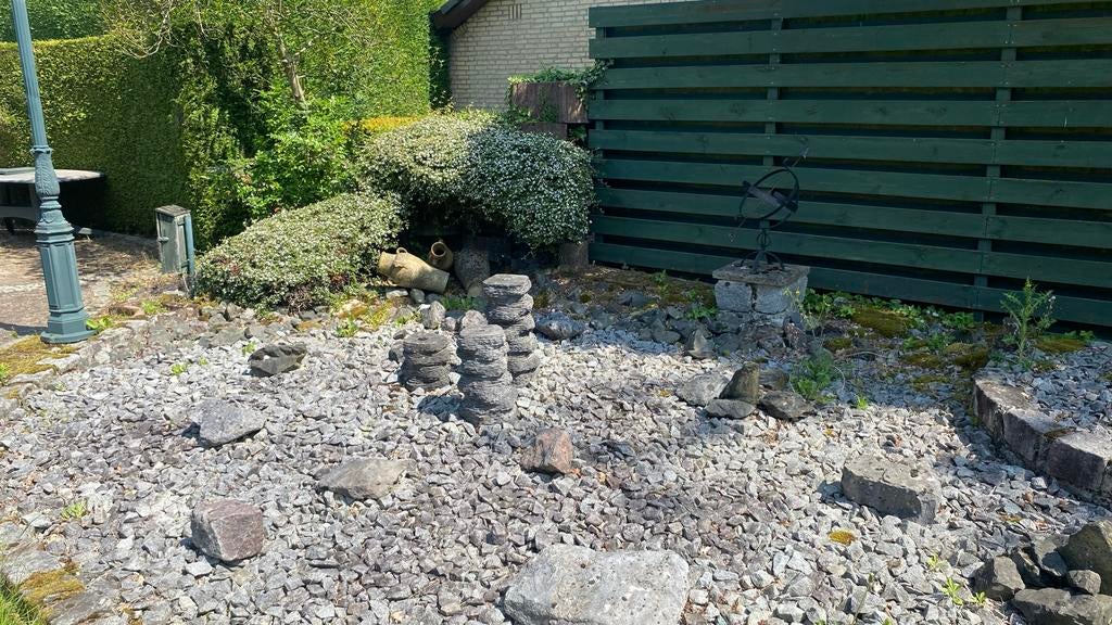 Decoratieve tuinornamenten en stenen waterpartij, Tuin en Terras, Ophalen, Gebruikt, Zwart, Overige typen