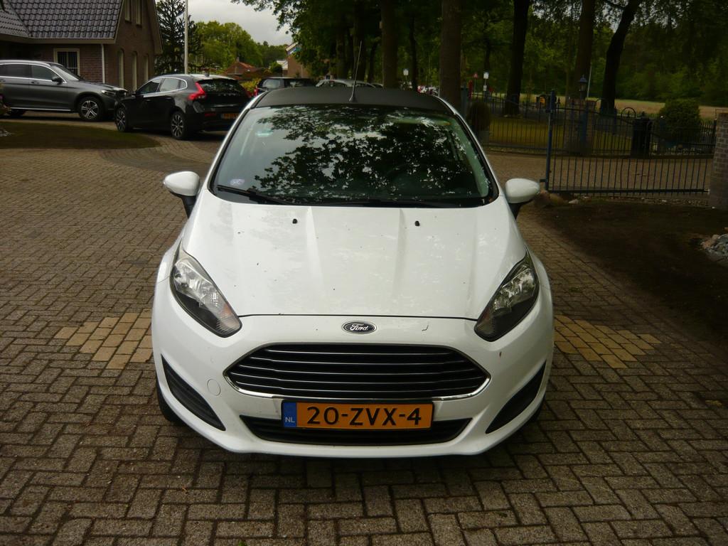 Ford Fiesta 1.0 Style, Auto's, Euro 5, Stof, Gebruikt, 31 €/maand