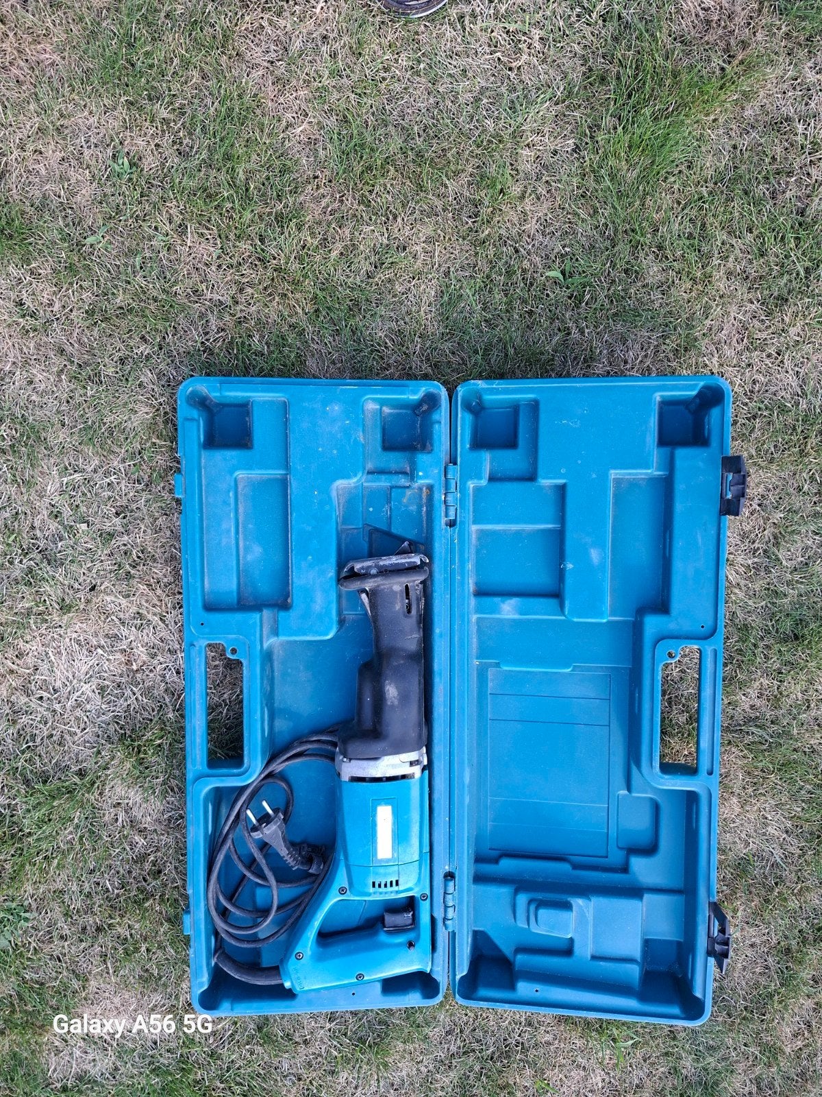 Makita JR3000V Reciprozaag in koffer, Gebruikt, 70 mm of meer, Ophalen of Verzenden, Makita