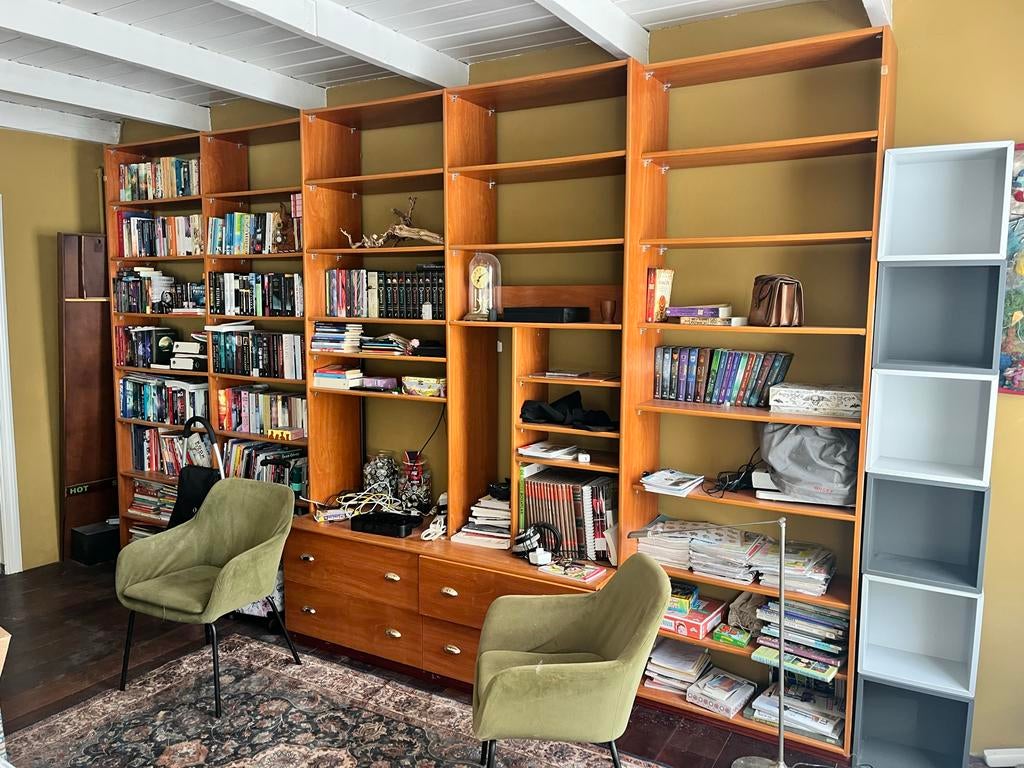 Grote vintage boekenkast, Huis en Inrichting, Kasten | Boekenkasten, Gebruikt, 200 cm of meer, 25 tot 50 cm, Met lade(s), Overige houtsoorten