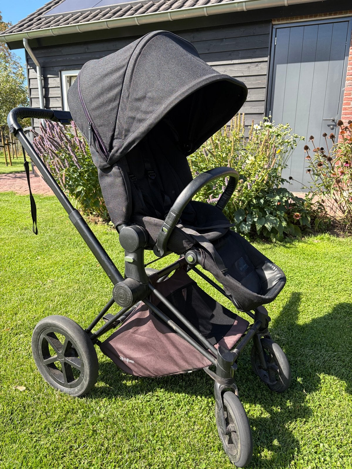 Cybex Priam Combiwagen met 2 reiswiegen (zwart en rood), Ophalen, Zo goed als nieuw, Combiwagen, Met reiswieg
