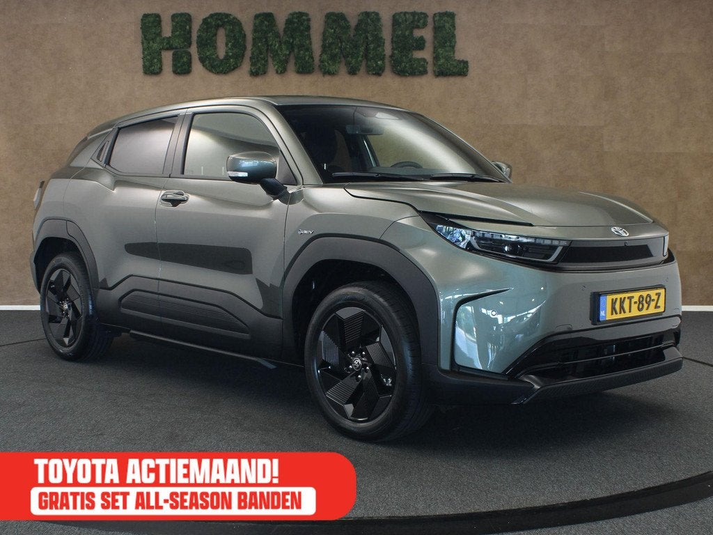 Toyota Urban Cruiser Dynamic 61 kWh DEMO AUTO - NIEUW MODEL, Auto's, Toyota, Stof, Gebruikt, Urban Cruiser, 61 kWh