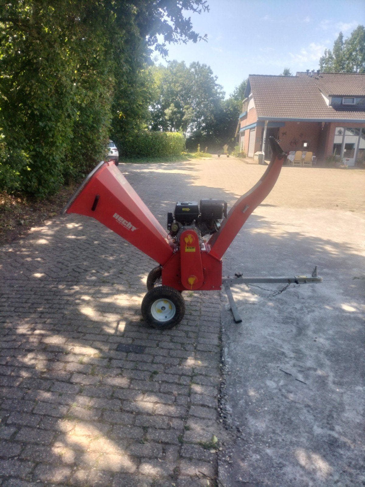 Hecht 6642 Benzine Hakselaar/versnipperaar, Tuin en Terras, Hakselaars, Ophalen, Zo goed als nieuw
