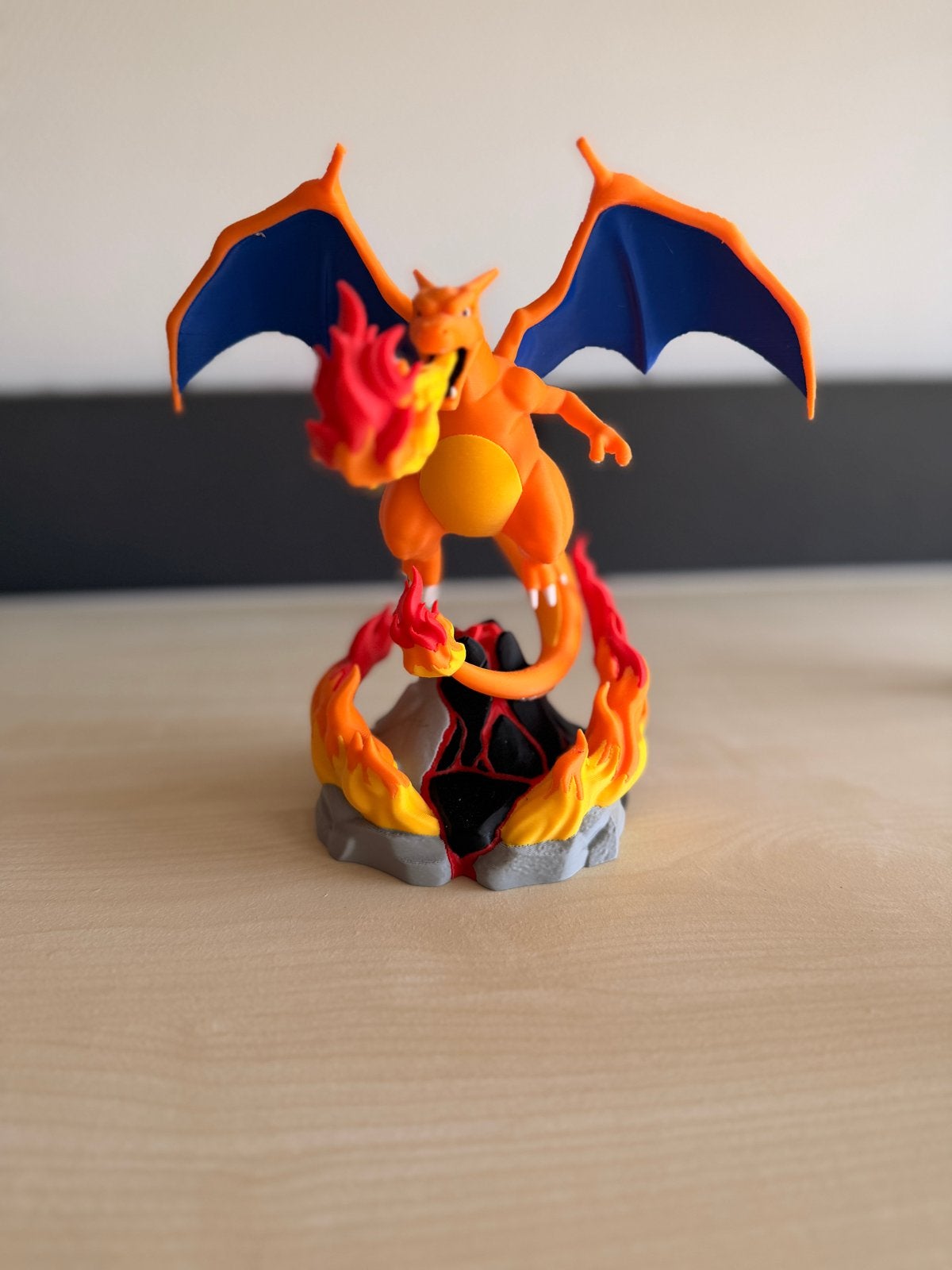 Charizard statue 19.5 centimeter, Verzamelen, Poppetjes en Figuurtjes, Ophalen of Verzenden, Zo goed als nieuw
