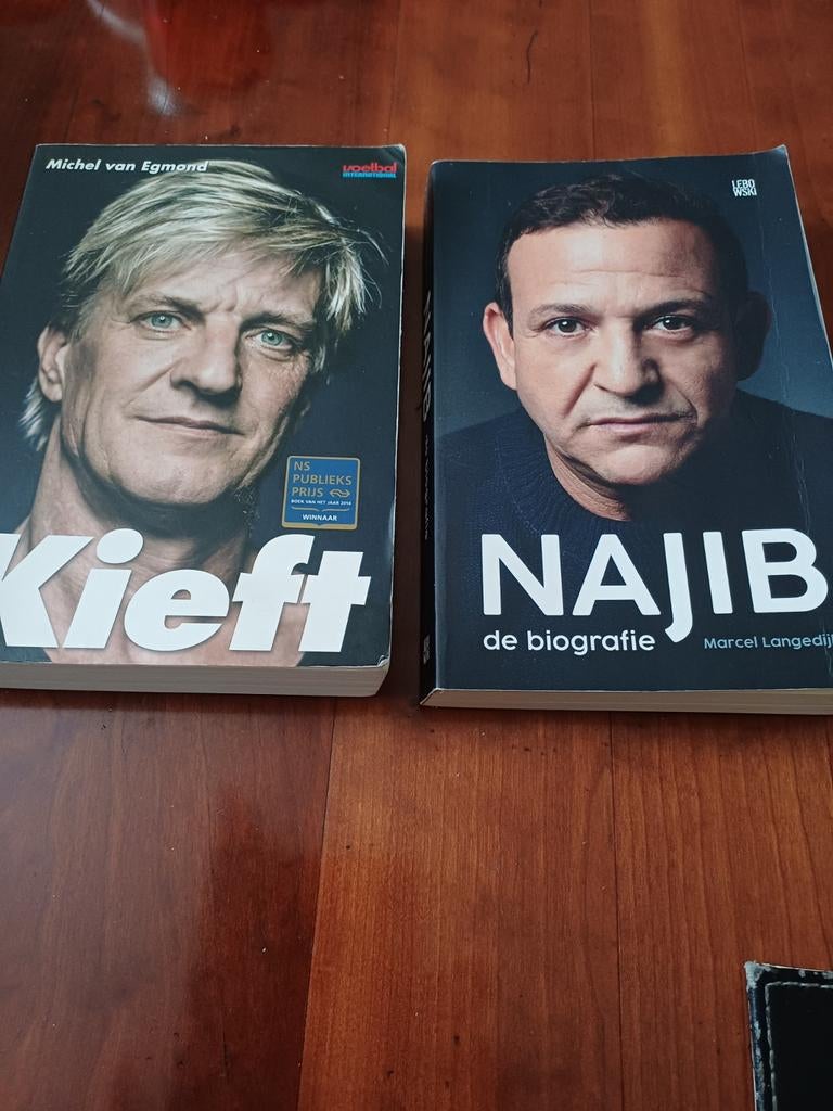 Boeken uit diverse genres - nog in goede staat, Ophalen of Verzenden, Gelezen, Overige