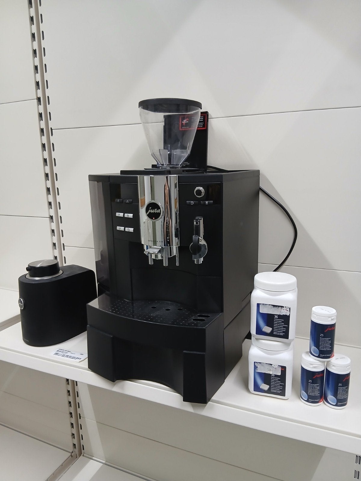 Jura Impressa XS9 Classic Onderhoud nodig, incl. accessoires, Witgoed en Apparatuur, Koffiezetapparaten, Ophalen, 10 kopjes of meer
