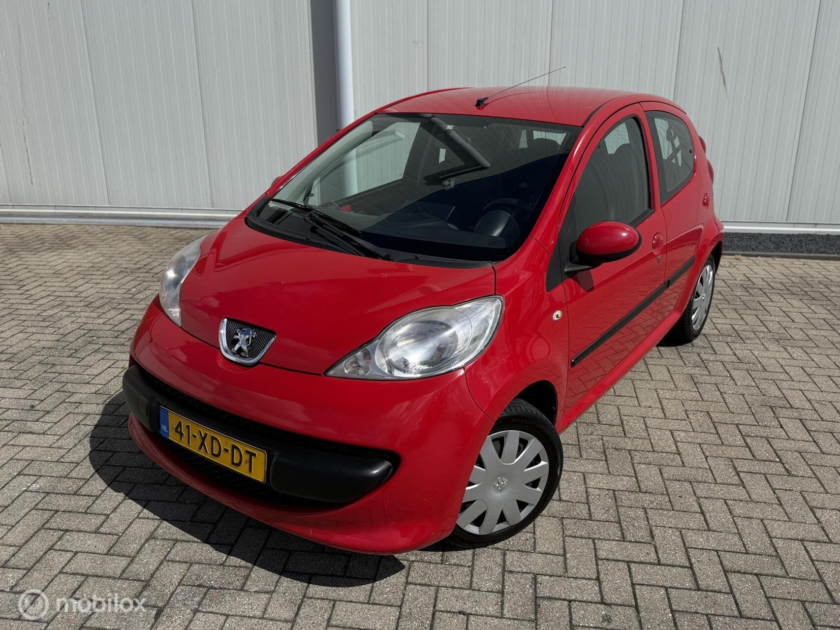 Peugeot 107 1.0-12V XS Carplay Elek ramen 5-Deurs NAP APK, Voorwielaandrijving, Gebruikt, 4 stoelen, 68 pk
