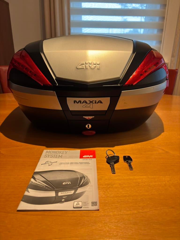 Givi topkoffer V56N Maxia 4, Ophalen, Zo goed als nieuw