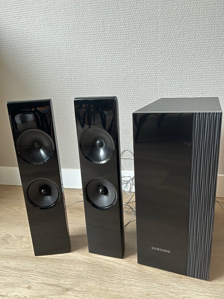 Samsung speaker system, Gebruikt, Minder dan 60 watt, Front, Rear of Stereo speakers, Ophalen