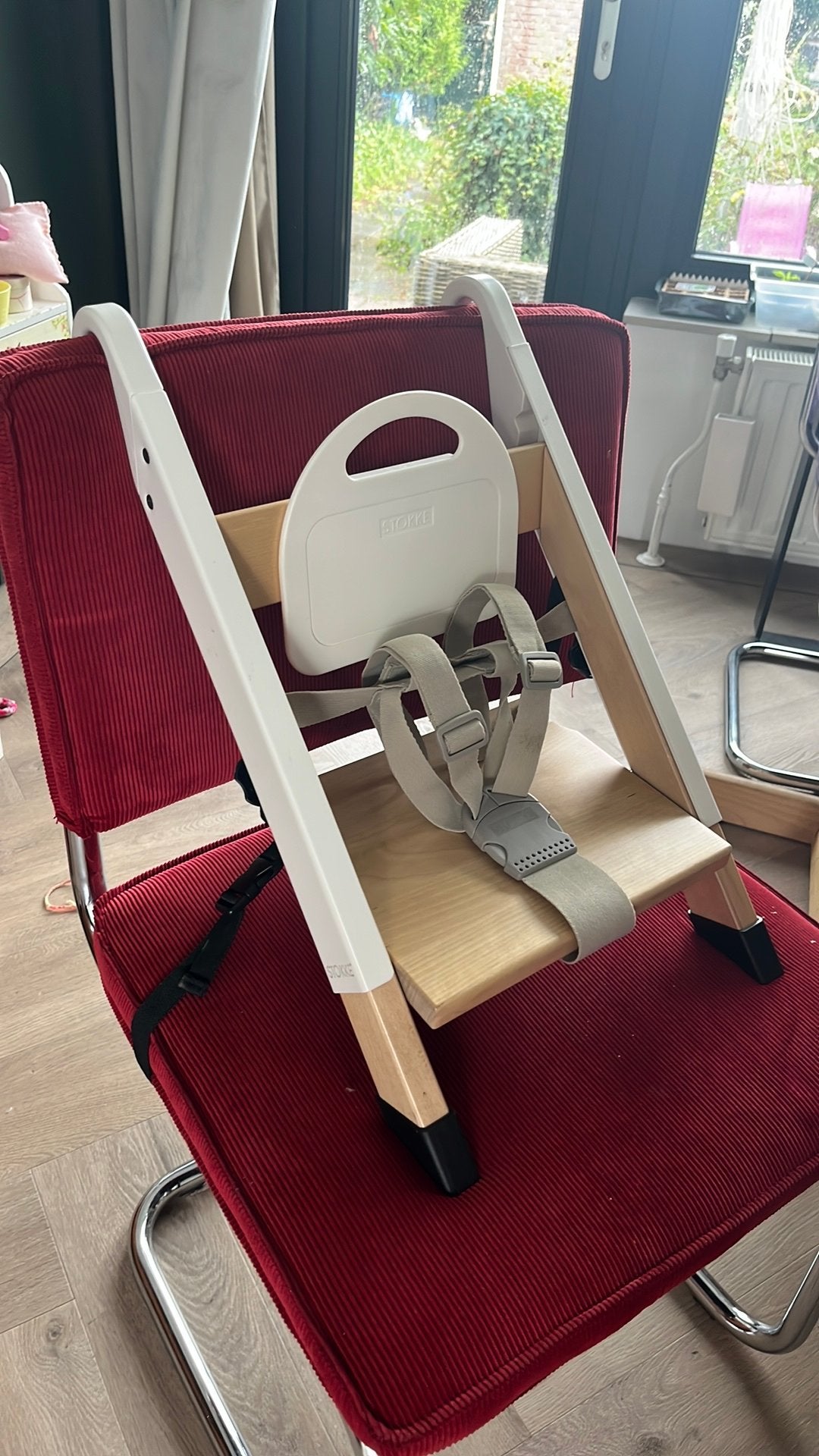 Stokke Handysitt draagbare kinderstoel, Ophalen of Verzenden, Zo goed als nieuw, Hangstoel, Gordel(s)