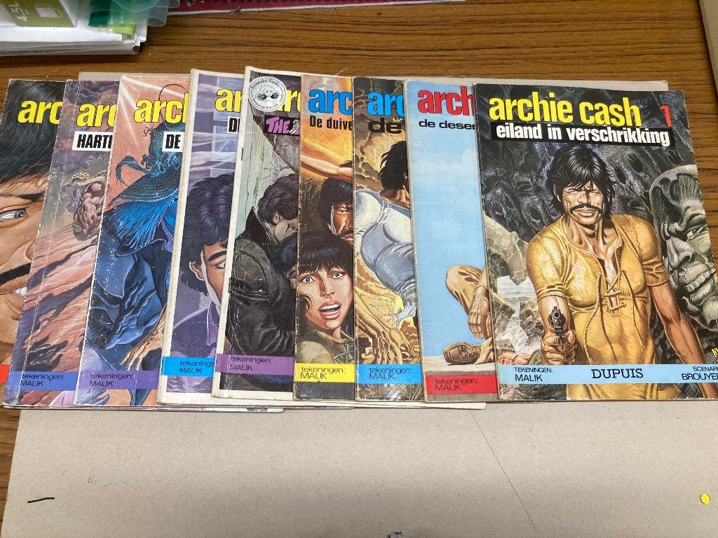 T.K. Nog 9 stripboeken van Archie Cash Zie actuele lijst, Meerdere stripboeken, Ophalen of Verzenden, Gelezen