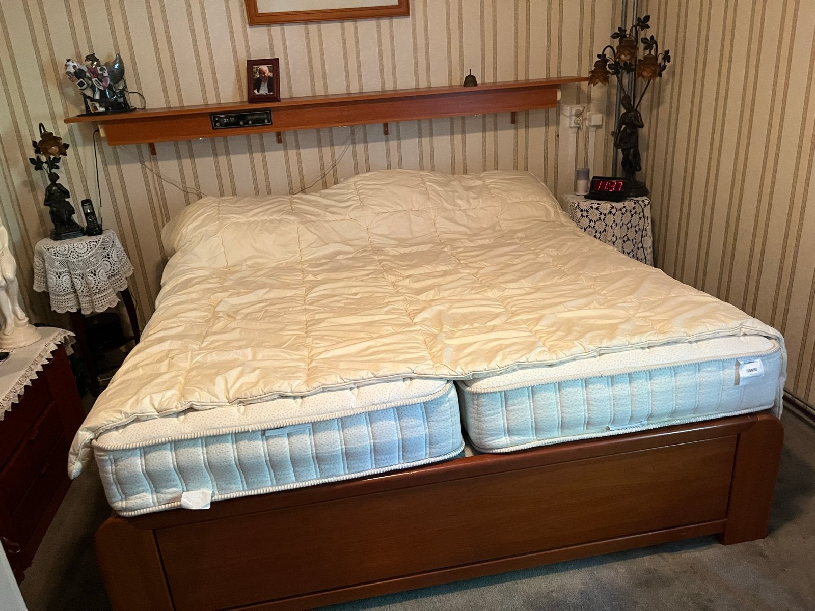 Kersenhouten bedombouw 190x210 cm met bovenplank, Huis en Inrichting, Slaapkamer | Bedden, Ophalen, Bruin, 210 cm, Tweepersoons