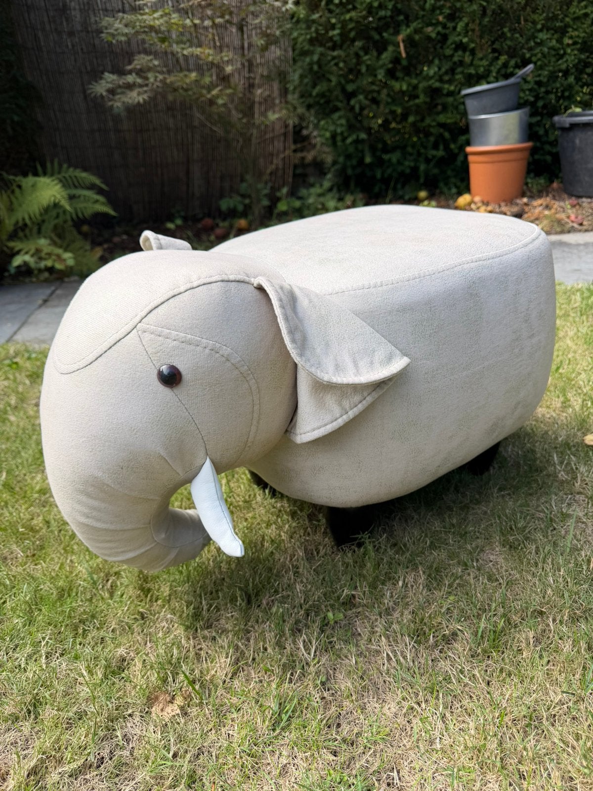 Krukje/Poef Olifant, Ophalen, Zo goed als nieuw