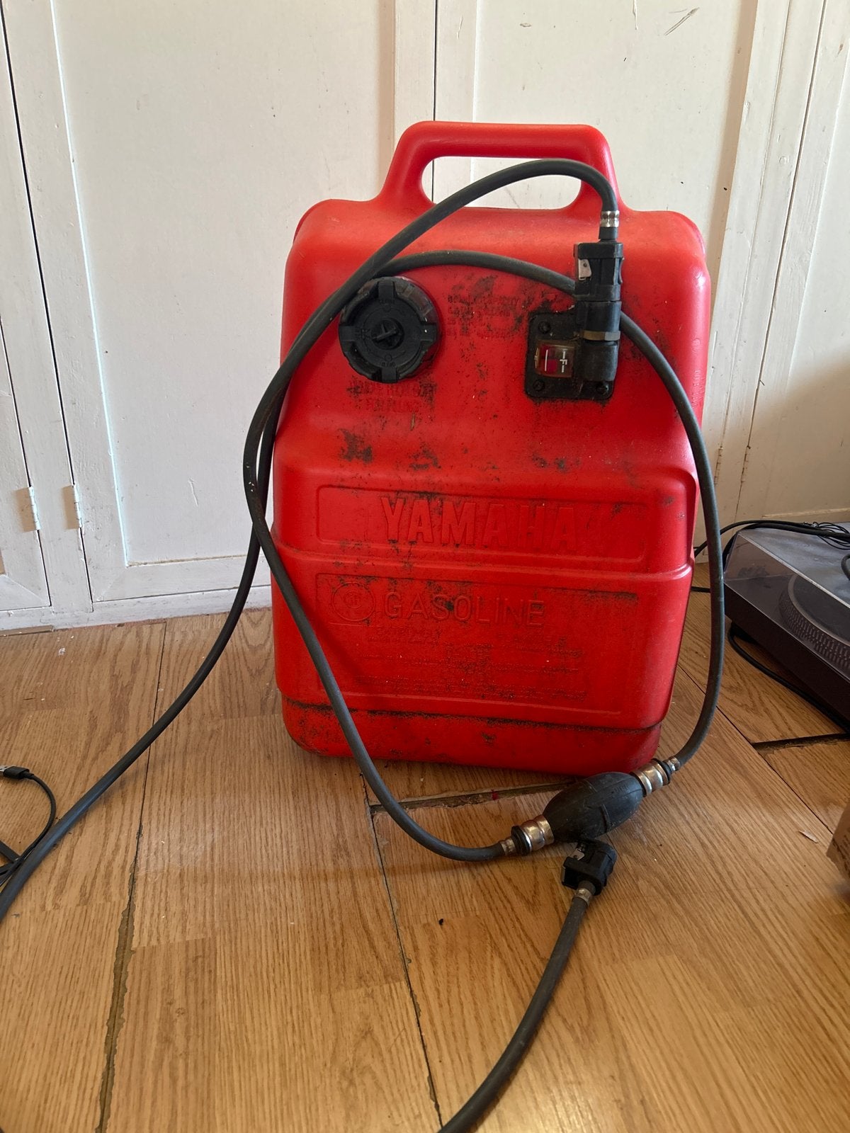 Yamaha 25L Benzine Jerrycan met Balpomp voor Boot, Watersport en Boten, Ophalen, Gebruikt, Motor en Techniek