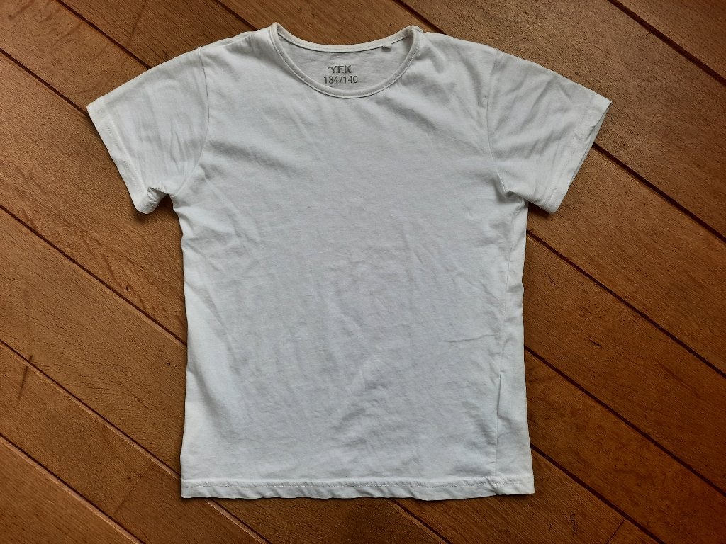 Y.F.K. t- shirt wit korte mouw maat 134/140, Ophalen of Verzenden, Zo goed als nieuw, Y.F.K., Shirt of Longsleeve