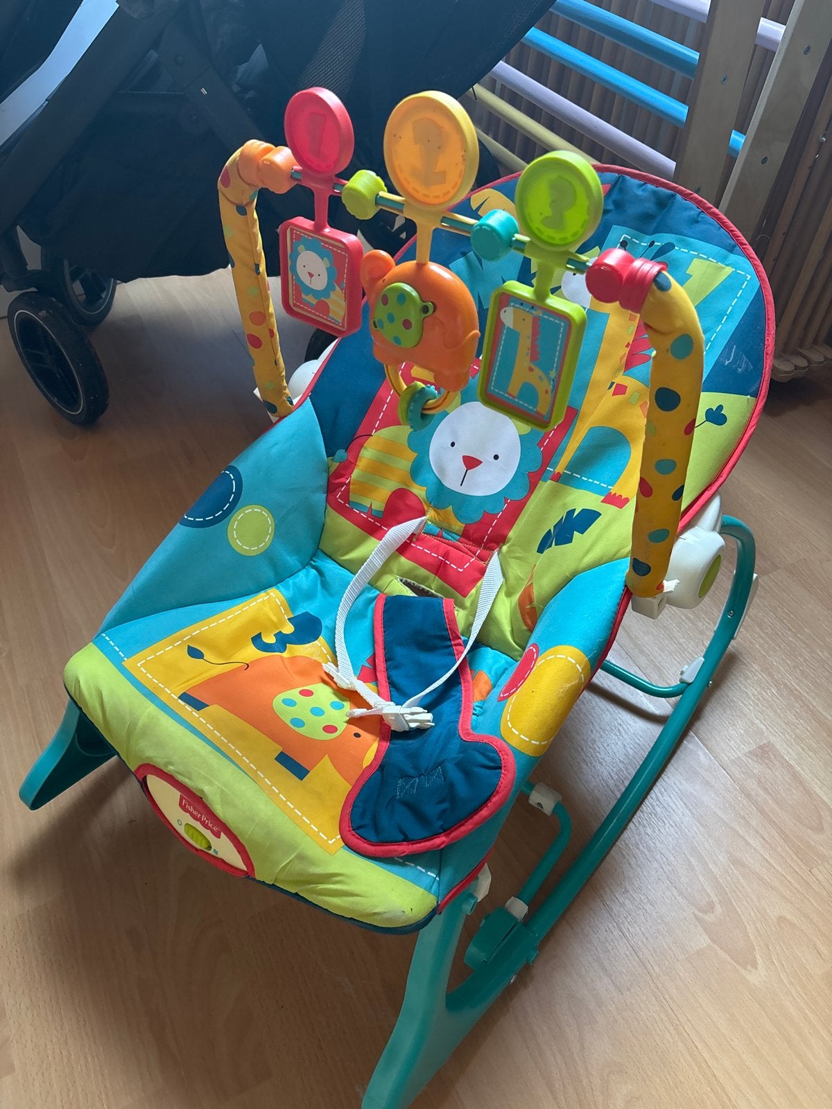 Fisher-Price Wipstoel met Trilfunctie en Geluid, Kinderen en Baby's, Ophalen, Fisher-Price, Wipstoel, Verstelbaar