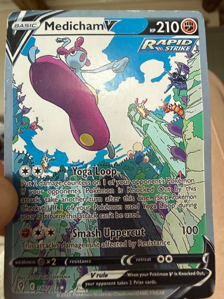 Pokemon kaart Medicham V (Rapid Strike), Ophalen of Verzenden, Gebruikt, Losse kaart