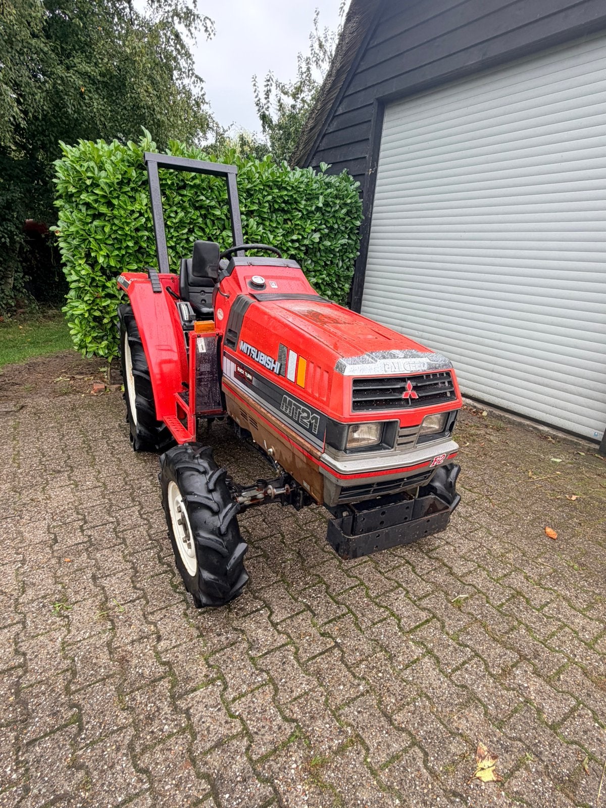 Mitsubishi MT21 MARGE quickturn midi trekker mini 27 pk, Ophalen, Graafmachine