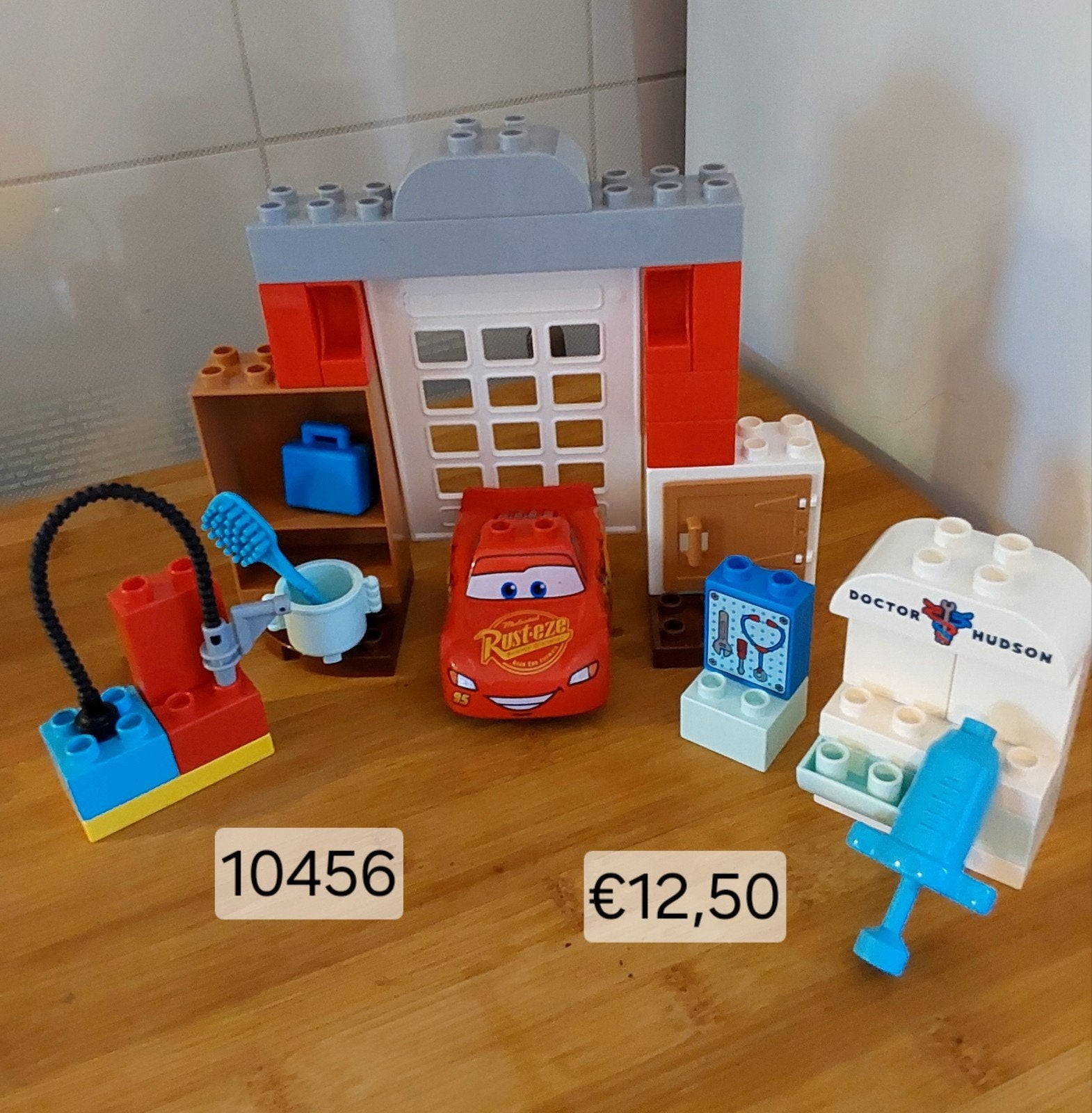 LEGO Duplo Cars Bliksem McQueen Garage Set🦋, Kinderen en Baby's, Speelgoed | Duplo en Lego, Ophalen of Verzenden, Zo goed als nieuw