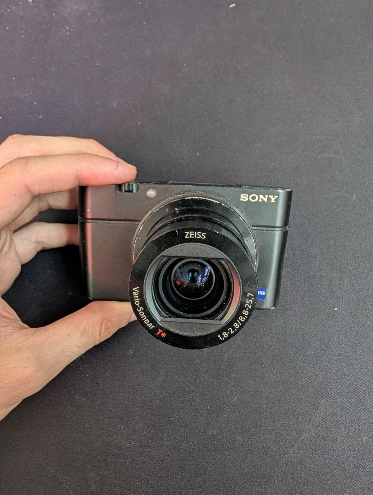 Sony RX100 III scherm kapot, verder werkend, Gebruikt, Ingebouwde flitser, Ophalen of Verzenden, Compactcamera