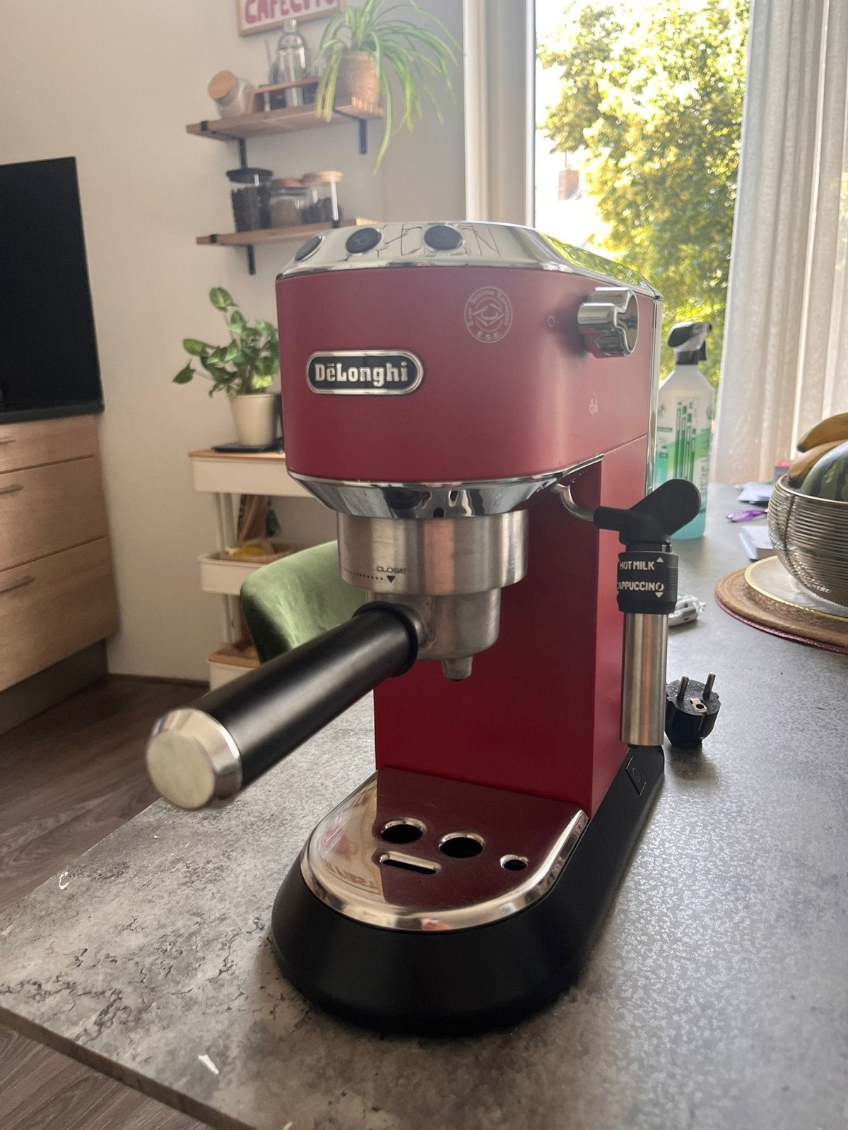 Coffe machine De'Longhi Dedica Style Espresso, Afneembaar waterreservoir, Espresso apparaat, Gemalen koffie, Ophalen of Verzenden