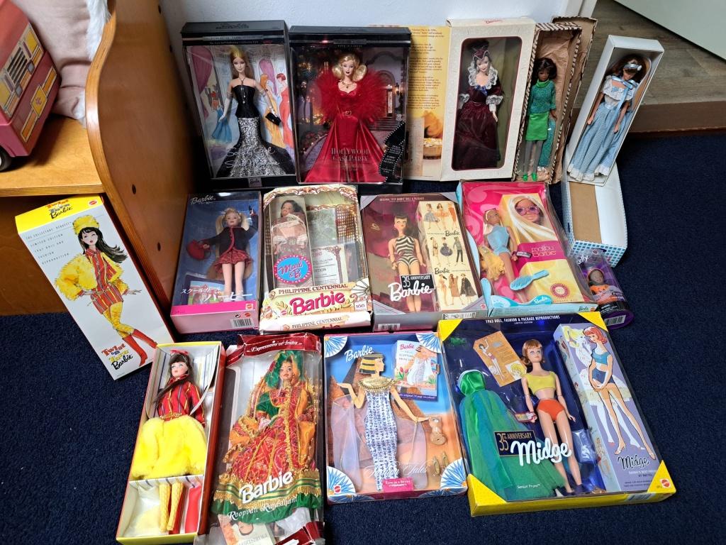 Collector Editions Barbies, Ophalen of Verzenden, Zo goed als nieuw, Pop