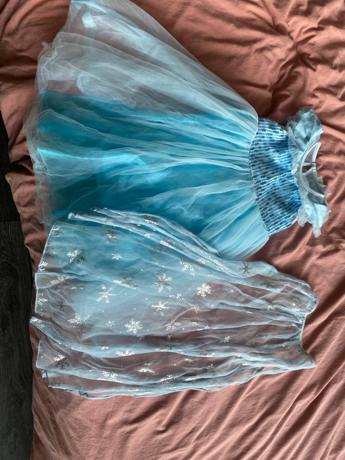 Frozen verkleedjurk met cape 4-6 jaar, Ophalen, Gebruikt, Meisje