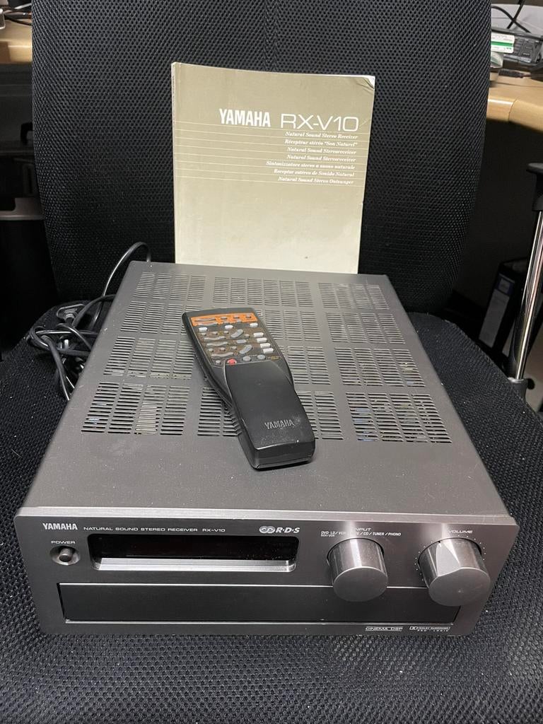 Yamaha rx v10 retro incl afstandsbediening, Ophalen of Verzenden, Zo goed als nieuw, 120 watt of meer, Yamaha