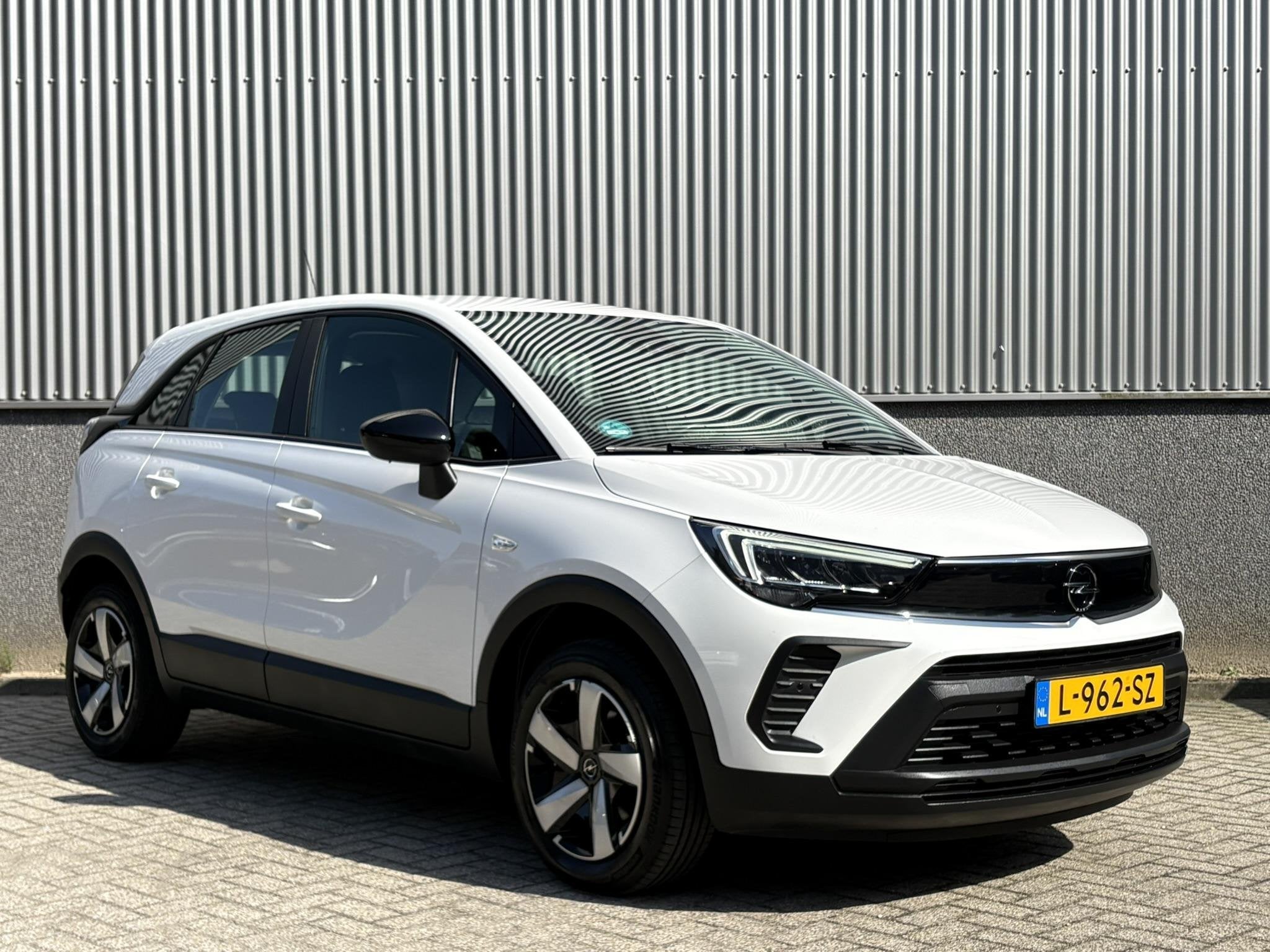 Opel Crossland 1.2 Turbo Edition | Navigatie | Camera | Crui, Gebruikt, Euro 6, 1199 cc, Wit